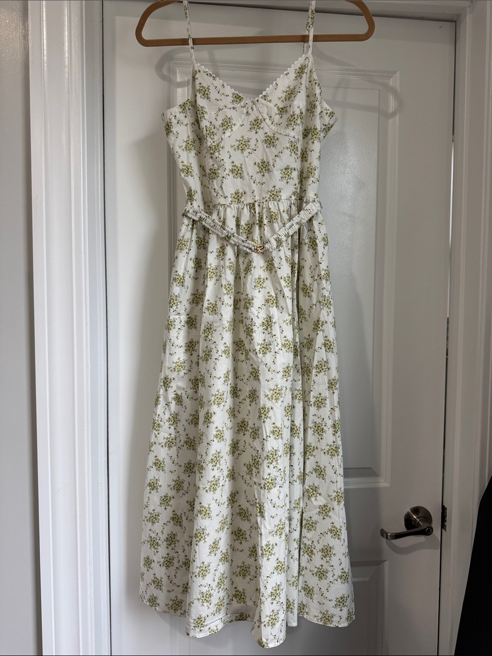 NWT SANDRO floral midi dress with straps size 36 FR ( US 4)- purchased in Paris